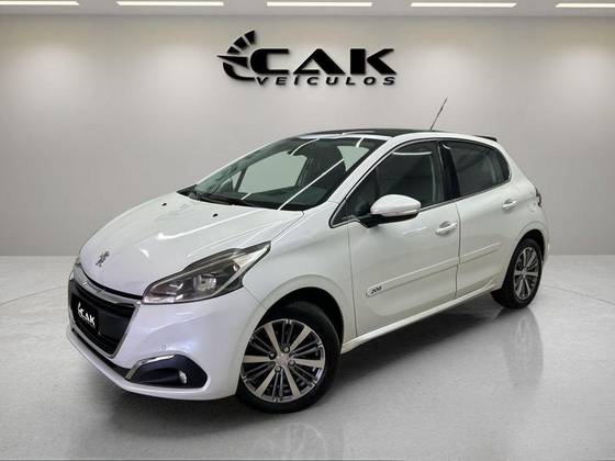 PEUGEOT 208 1.6 GRIFFE 16V FLEX 4P AUTOMÁTICO PEUGEOT 208 1.6 GRIFFE 16V FLEX 4P AUTOMÁTICO
